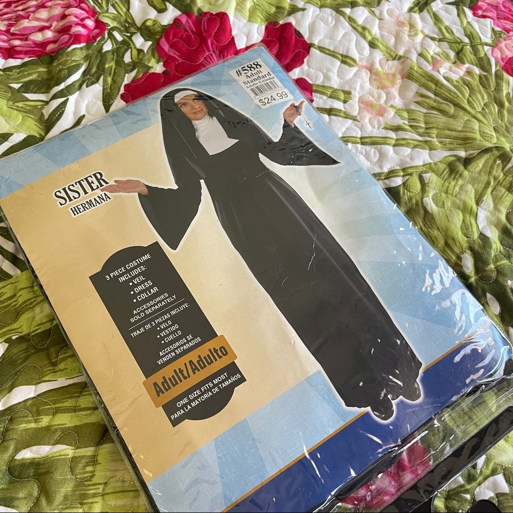 Nun costume